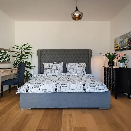 Apartment Romantic Wellness Prag