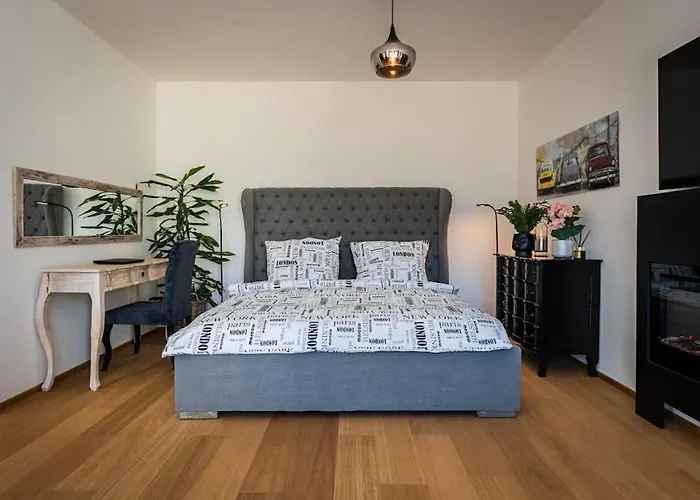 Apartment Romantic Wellness Prag